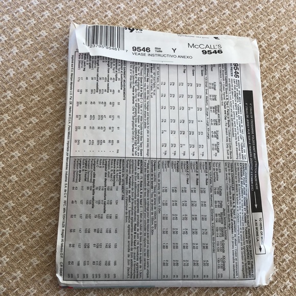 NWT McCall’s easy comfort sewing pattern  for special needs scrubs - Picture 12 of 16